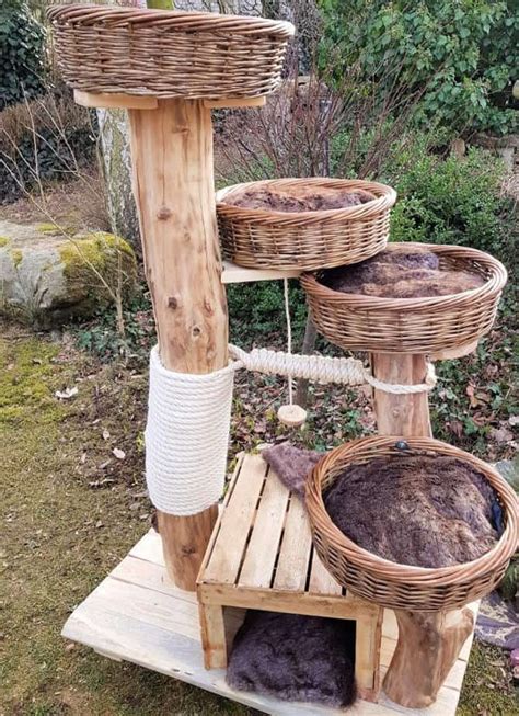 15 Free Diy Outdoor Cat Tree Ideas And Plans Outdoor Cat Tree Cat