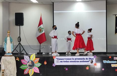 Galer A Colegio Parroquial Santa Cruz