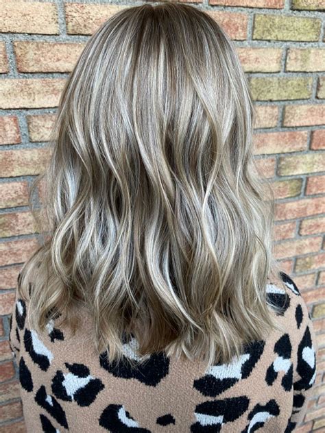 Ashy Blonde Icy Blonde Hair Ash Blonde Hair With Highlights Dark Ash Blonde Hair