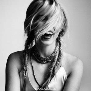 Emily Bett Rickards Nude Leaked Pussy Pics Arrow Star Is Wet