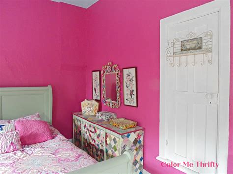 Easy Diy Wall Clothes Rack Makeover Color Me Thrifty