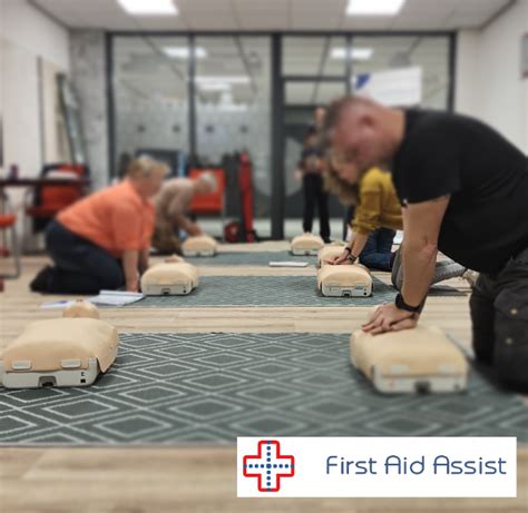 Rode Kruis Reanimatie AED Cursus First Aid Assist EHBO BHV