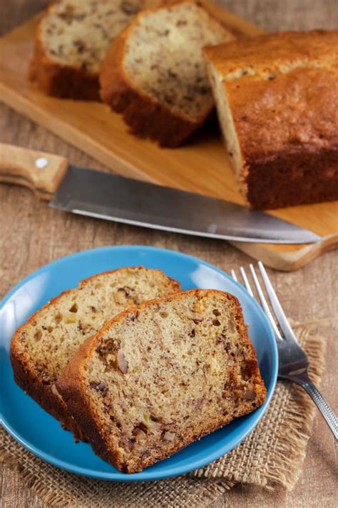 Martha Stewarts Banana Bread With Nuts Or Chocolate Chips Recipe Recipe Martha Stewart