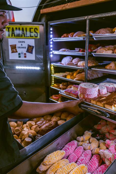 Zeledons Bakery On Wheels Is Going Viral For Its Colorful Pan Dulce