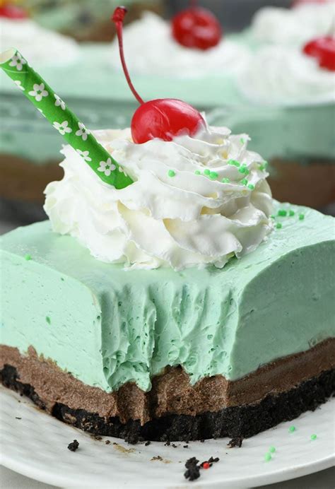 Shamrock Shake Lasagna Recipe Desserts Mint Chocolate Desserts