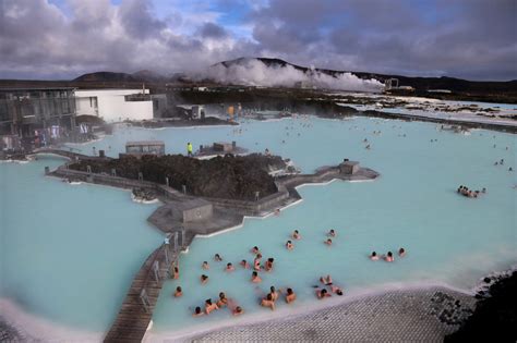 Its Now Illegal For Men To Make More Than Women In Iceland