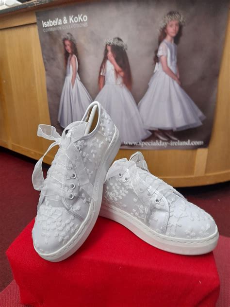 Girls First Communion Runner All Sizes Available And In Stock Now