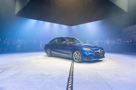 Mercedes Benz Unveils The Latest Edition Of The C Class In Singapore Photo Gallery Sgcarmart