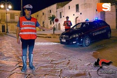 Caltanissetta Circolazione Stradale Non Rispetta Lo Stop E Aggredisce