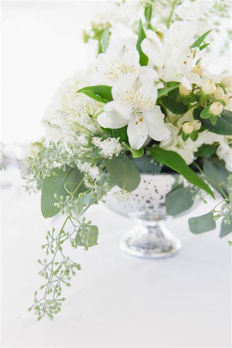 Pretty Wedding Decor Ideas With Alstroemeria Flowers By Bride