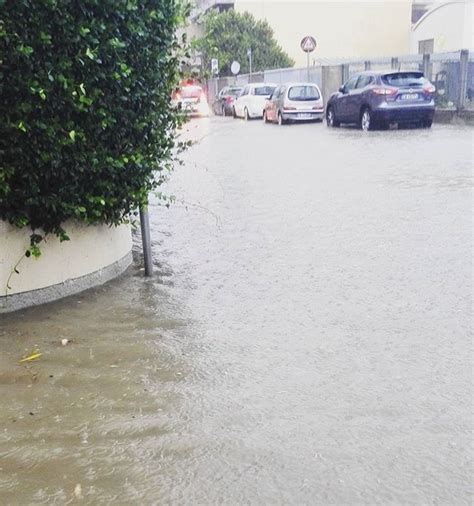 Allerta Meteo Il Ciclone Si Abbatte Sull Italia Primi Forti Temporali