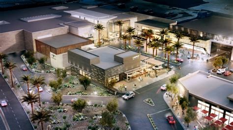 Scottsdale Fashion Square adds two more retail stores amid renovation