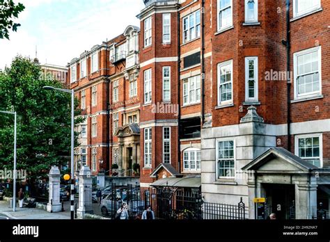 Royal Marsden Hospital, Fulham Road, London, UK Stock Photo - Alamy