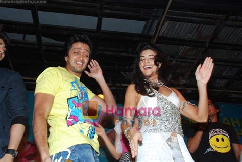 Jacqueline Fernandez Ritesh Deshmukh At Jaane Kahan Se Aayi Hai Star