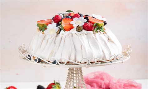 Pavlova Torta S Jagodama Recept Dr Oetker