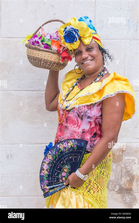 Vêtements traditionnels cubains Banque de photographies et dimages à