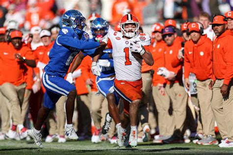 Taxslayer Gator Bowl Recap Clemson Vs Kentucky Final Score What