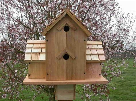 21 Cute Bird Houses Handmade From Wood