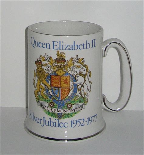 Queen Elizabeth Ii Silver Jubilee Mug Tankard Wood Etsy