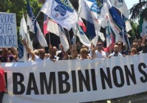 Figli A Coppie Gay La Maggioranza Non Pu Parlare Per Tutti I Modenesi