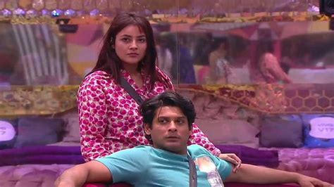 Bigg Boss 13s Sidharth Shukla And Shehnaaz Gills Fans Recall Their