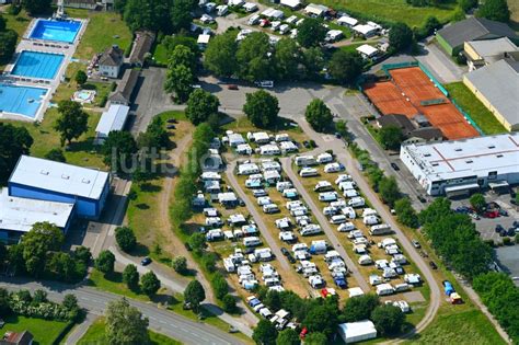 Luftbild Holzminden Campingplatz und Mobilcamping am Flußufer der