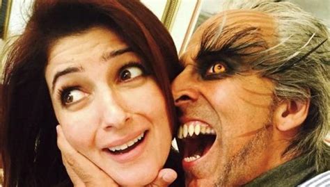 Akshay Kumar wishes Twinkle Khanna on 19th wedding anniversary, shares ...