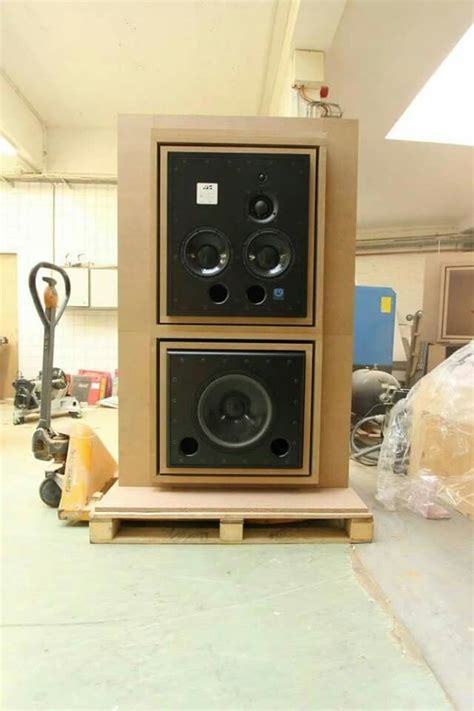 Atc 110 A Sl And Atc 15 Sub Pro Audio Speakers Diy Speakers Hifi