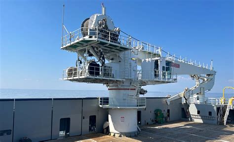 Up close with RFA Stirling Castle – first of the navy’s new motherships ...