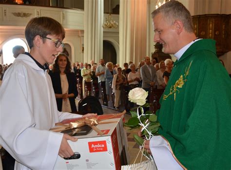 Pożegnanie ks Tomasza Tarczyńskiego parafiawszystkich pl