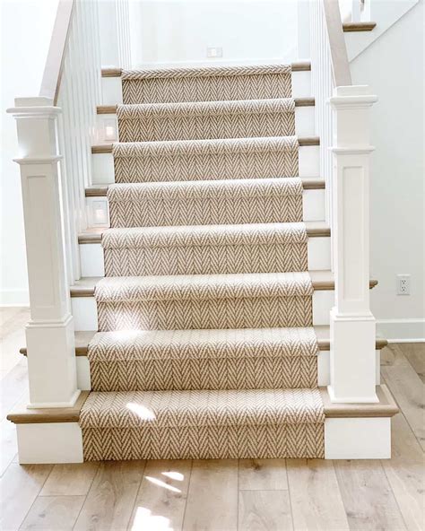 Beige Carpet Runner With A Delicate Herringbone Design Soul Lane