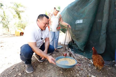 Ren N Barrera Fortalece La Econom A De Las Familias Con Acento