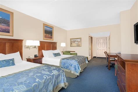 Wingate by Wyndham Ellicottville | Ellicottville, NY Hotels