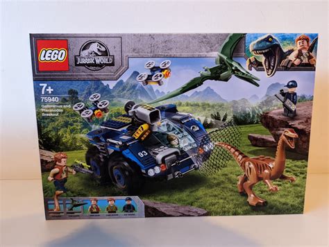 LEGO 75940 Jurassic World, Hobbies & Toys, Toys & Games on Carousell