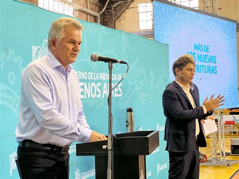 El intendente Gay participó del acto de entrega de escrituras junto al gobernador Kicillof De