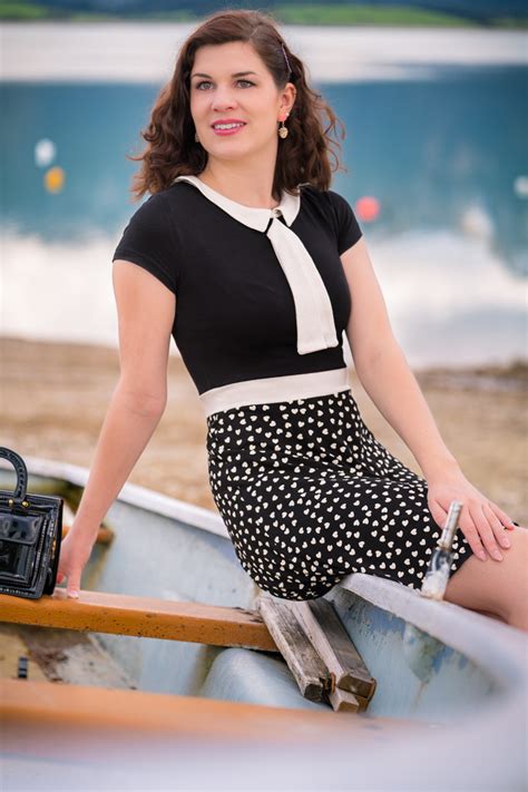 Trifft Mitten Ins Herz Das Pussy Deluxe Lovely Heart Collar Dress