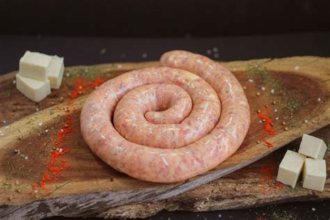 LINGUIÇA DE FRANGO QUEIJO COALHO E TOMATE SECO 600g Casa do