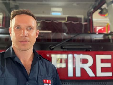 Urgent Warning On Water Safety Issues As Richmond Firefighter Rescues