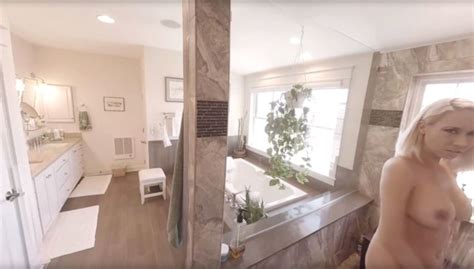 The Real Virtual GirlFriend Experience Jacquelyn VR Porn Video VRPorn