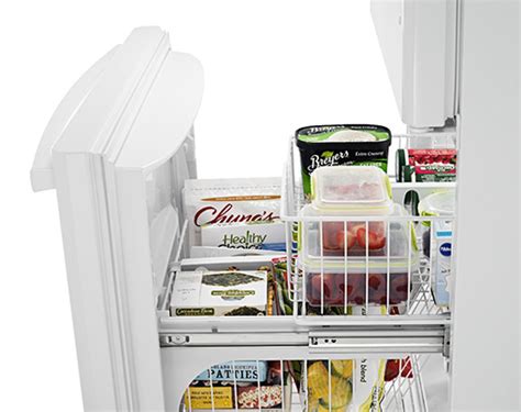 Amana ABB1924BRW 30 18 5 Cu Ft Bottom Freezer Refrigerator AB