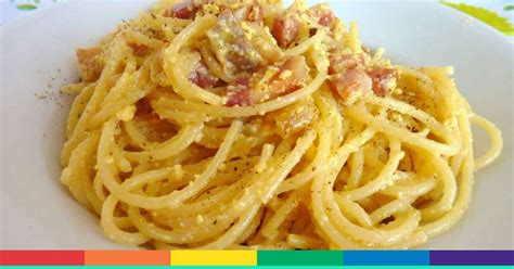 Nel Carbonaraday un dubbio ci assale ma la carbonara è etero o gay