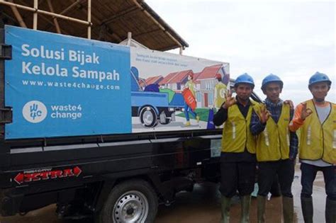 Solusi Sampah Di Tengah Pandemi Waste4Change Angkut Sampahmu Langsung