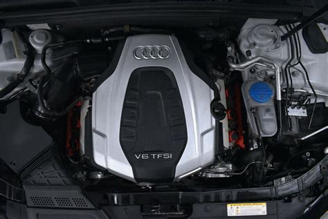 Wierd 3 0 Tfsi Engine Bay Engine Cover Any Info Is Wellcome R Audi