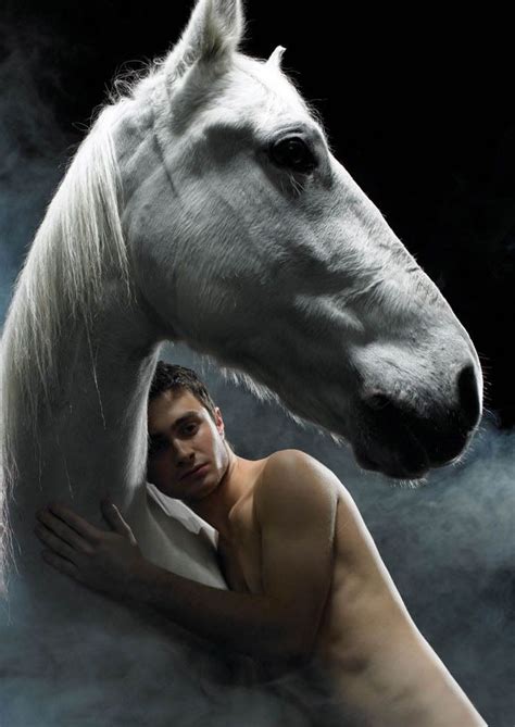 Harry Potter’s hot Daniel Radcliffe in gorgeous images from Equus ...