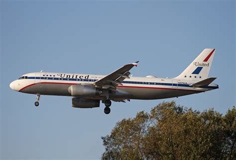 Special Livery United Airlines Retro Airbus A320 Flickr