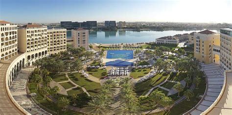 The Ritz Carlton Abu Dhabi Grand Canal Bride Club Me