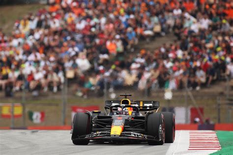 F Gp Spagna Vince Verstappen Davanti Alle Mercedes Sul Podio