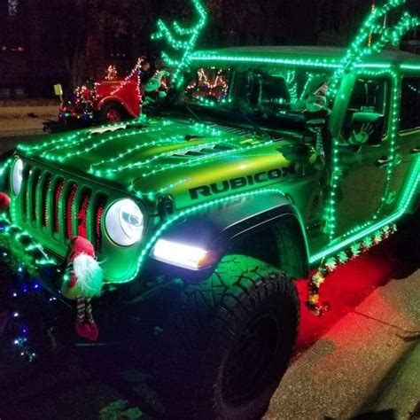 Pin By Barbara Vredenburg On Christmas Parade Jeep Decorate Jeep For