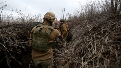 Konflikt In Der Ostukraine Selenskyj Spricht Mit Stoltenberg