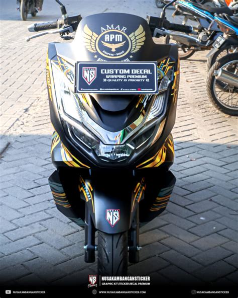 Decal Sticker Motor Honda Pcx Hitam Kuning Gold Fullbody